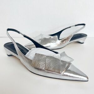 •TONY BIANCO• Elijah Pointed Toe Slingback Flat in Silver Vintage Metal Size 6.5